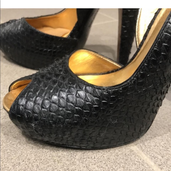 Black Faux Snakeskin Platform Heel - Picture 6 of 8